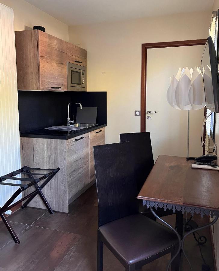 Hotel Le Vinois Caillac Zewnętrze zdjęcie