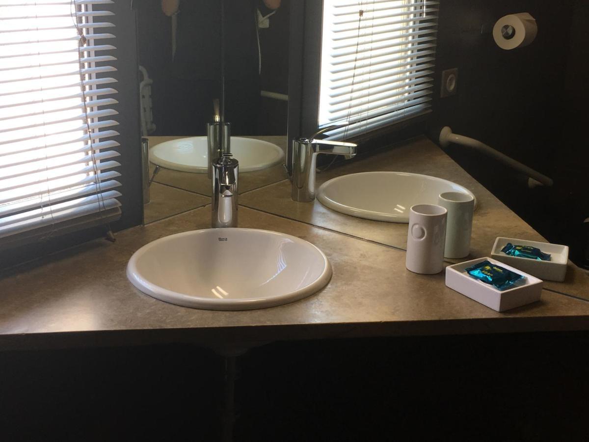 Hotel Le Vinois Caillac Zewnętrze zdjęcie